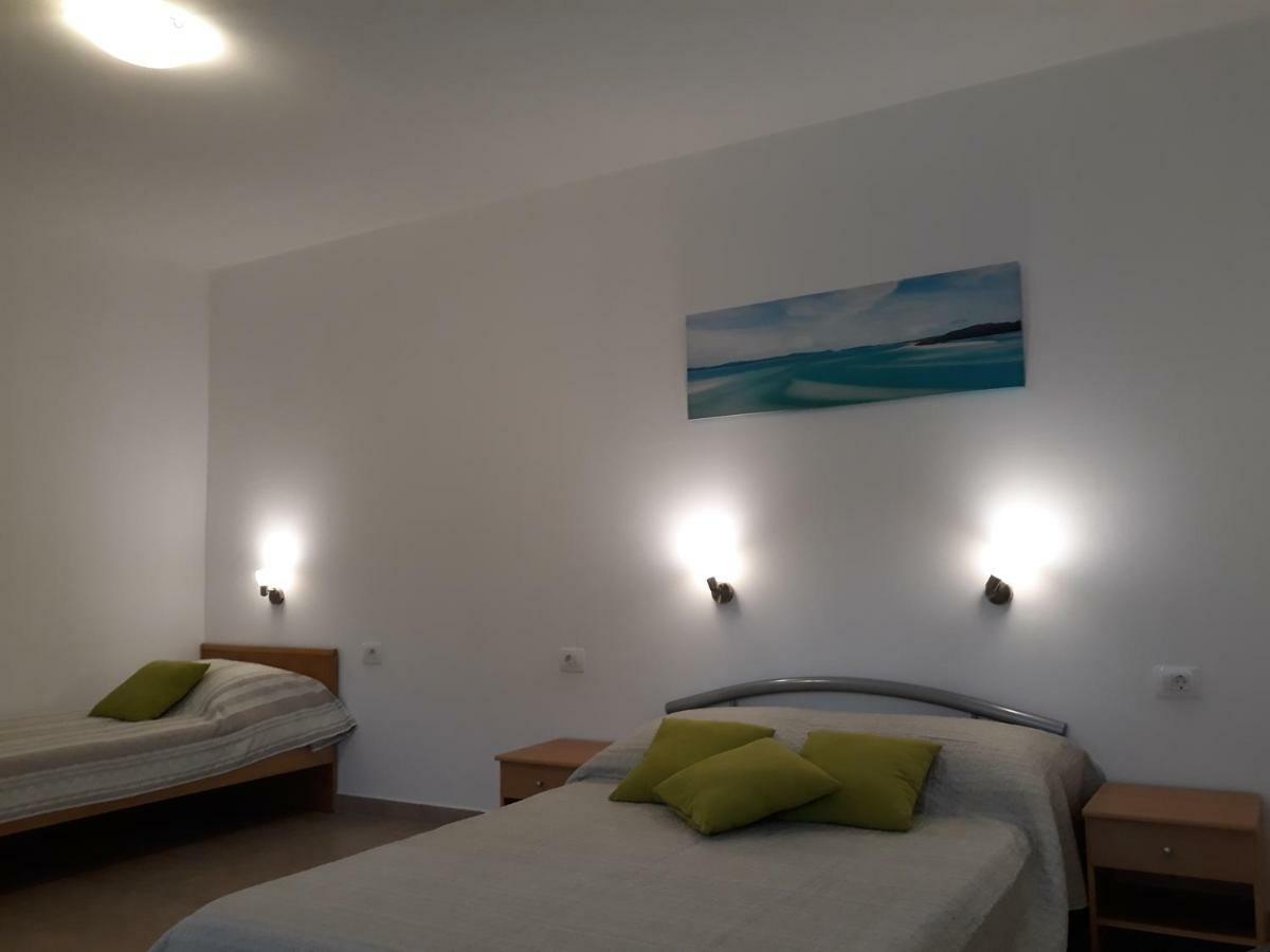 Apartments Jelicic Biograd Na Moru Exterior foto